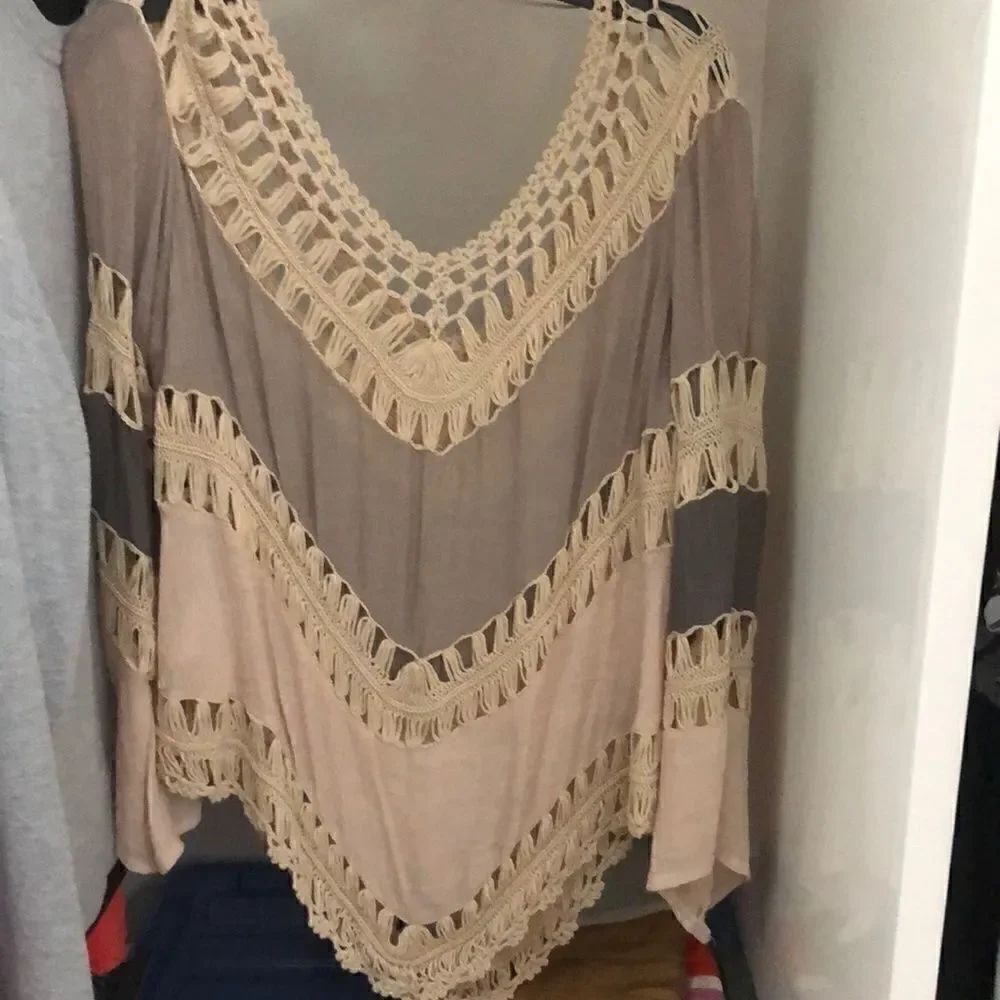 Boho crochet bell sleeve blouse Sz S